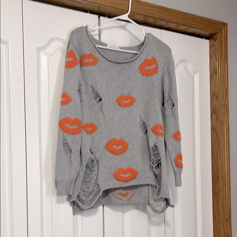 Love Tree Distressed Gray and Orange Crew Neck Sweater with Playful Lip Design